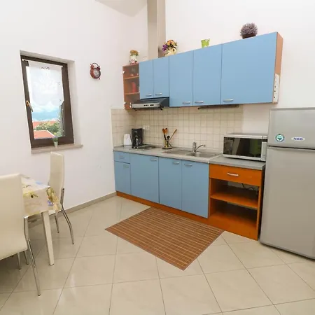 Apartments Blue And Green With Balcony Baska (Krk) Exterior photo