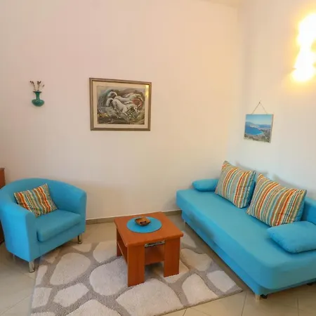 Apartments Blue And Green With Balcony Baska (Krk) Exterior photo