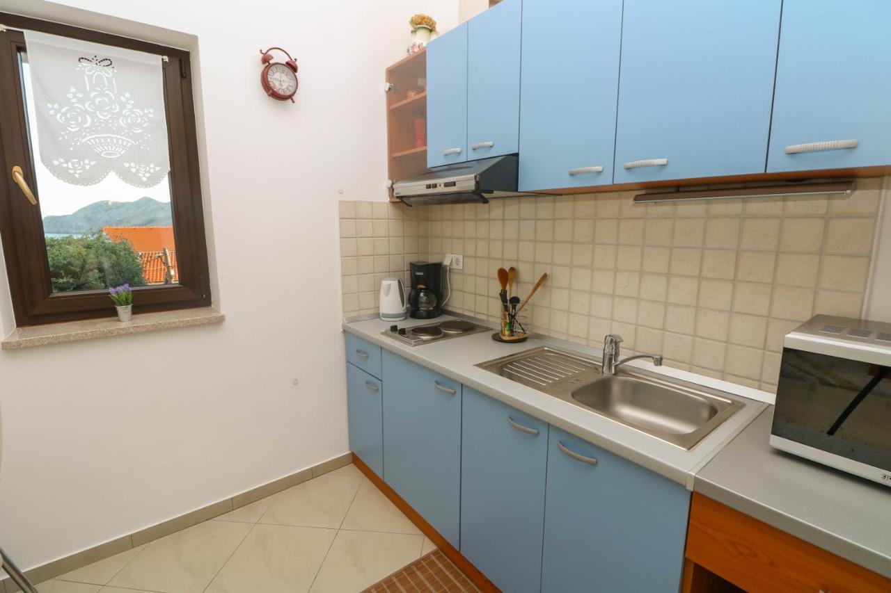 Appartement Blue And With Balcony