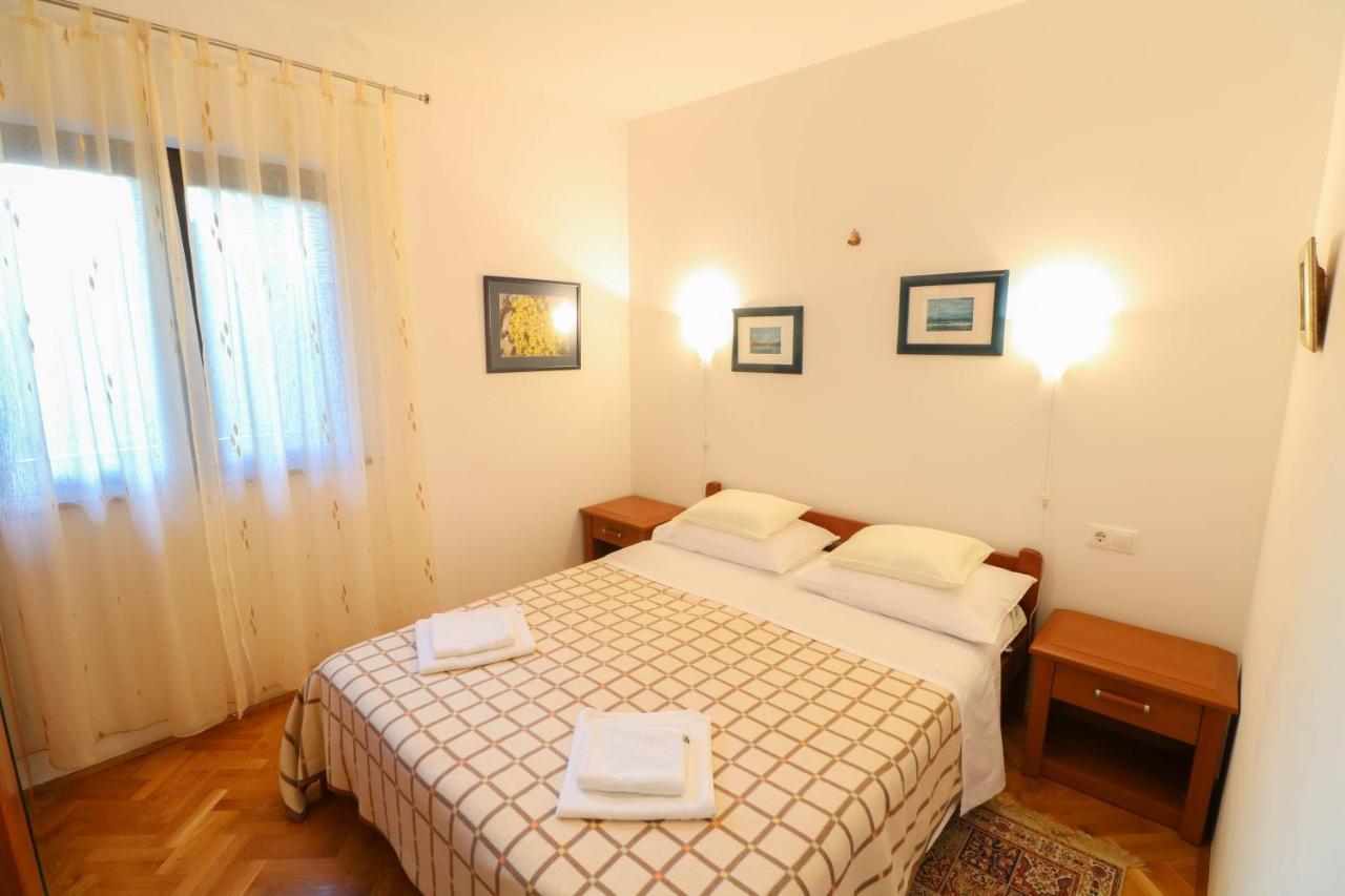 Appartement Blue And With Balcony
